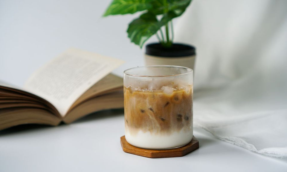 Kokosov MagicRooty latte